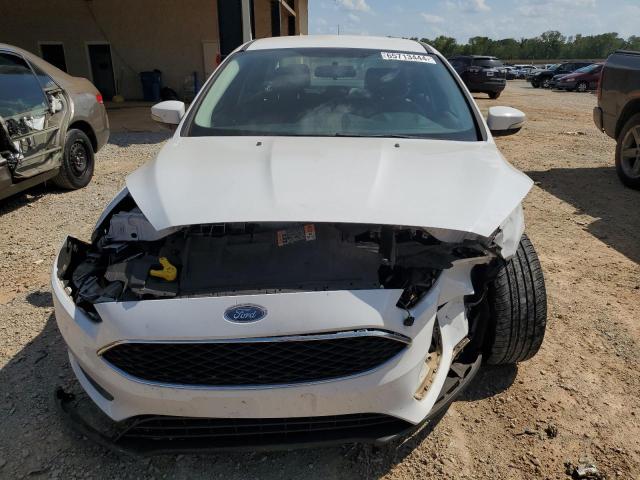 1FADP3F25GL359091 - 2016 FORD FOCUS SE WHITE photo 5