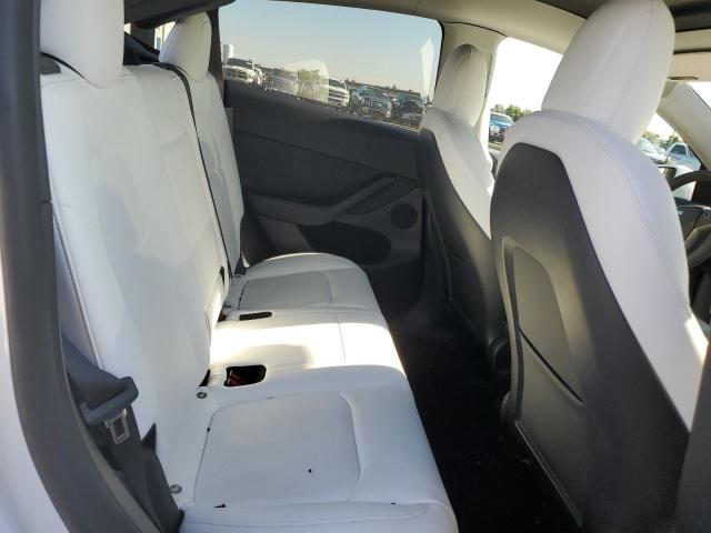 7SAYGDEE9NF548598 - 2022 TESLA MODEL Y 白色 照片 10