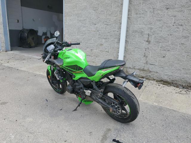 ML5EXER12PDAA4685 - 2023 KAWASAKI EX650 R Зеленый фото 3