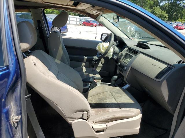 1FAHP33N28W222142 - 2008 FORD FOCUS SE BLUE photo 7