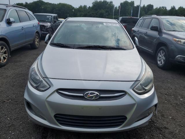 KMHCT4AE1HU279125 - 2017 HYUNDAI ACCENT SE SILVER photo 5