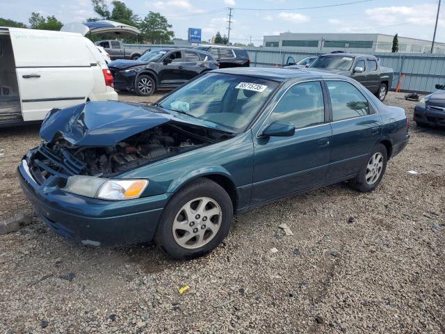 1998 TOYOTA CAMRY LE, 
