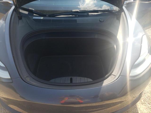 5YJ3E1EA7JF047096 - 2018 TESLA MODEL 3 GRAY photo 11