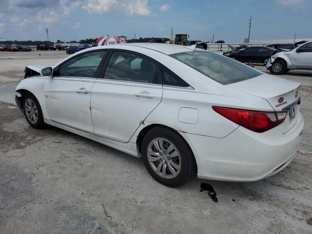 5NPEB4AC8CH390224 - 2012 HYUNDAI SONATA GLS WHITE photo 2