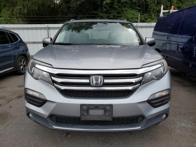 5FNYF6H91HB038809 - 2017 HONDA PILOT TOURING SILVER photo 5