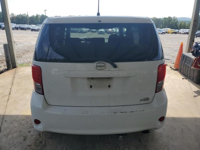JTLZE4FE8B1138793 - 2011 TOYOTA SCION XB WHITE photo 6