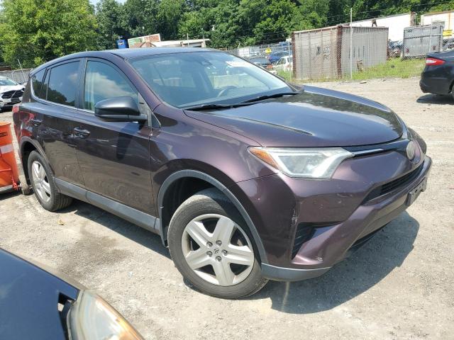 2T3BFREVXJW829865 - 2018 TOYOTA RAV4 LE Каштановый фото 4
