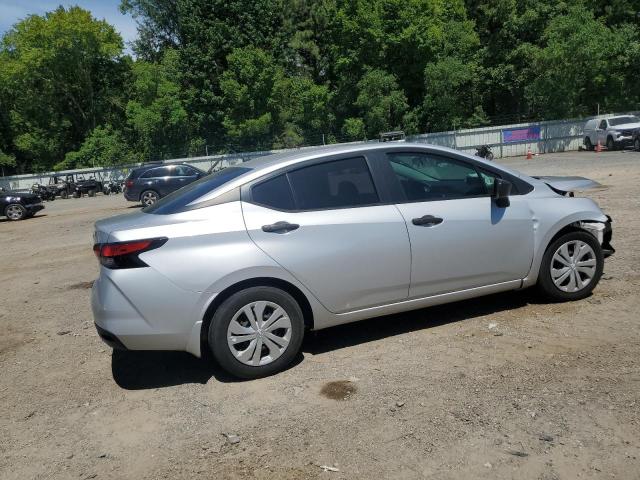 3N1CN8DV9LL867121 - 2020 NISSAN VERSA S 银色 照片 3