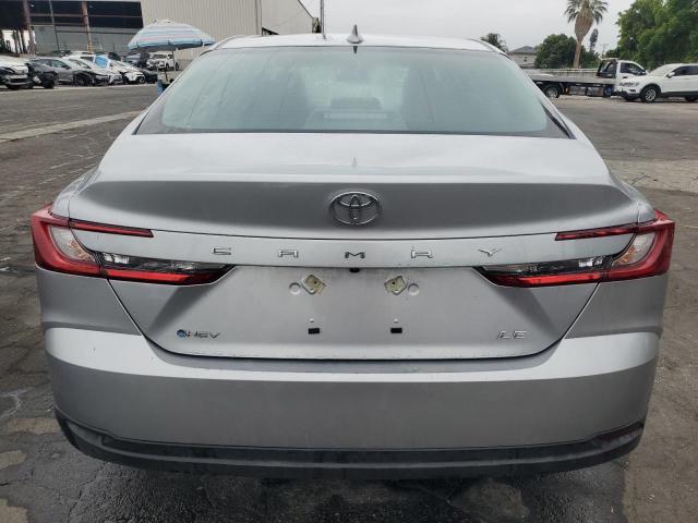 4T1DAACKXSU523390 - 2025 TOYOTA CAMRY XSE SILVER photo 6