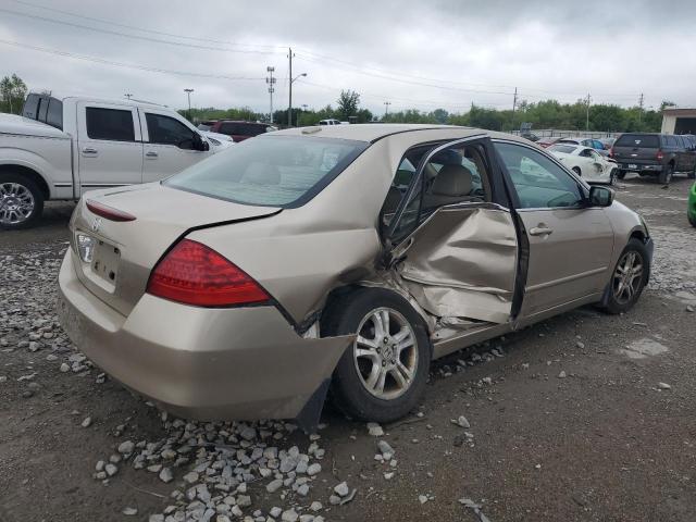 1HGCM56877A103420 - 2007 HONDA ACCORD EX GOLD photo 3