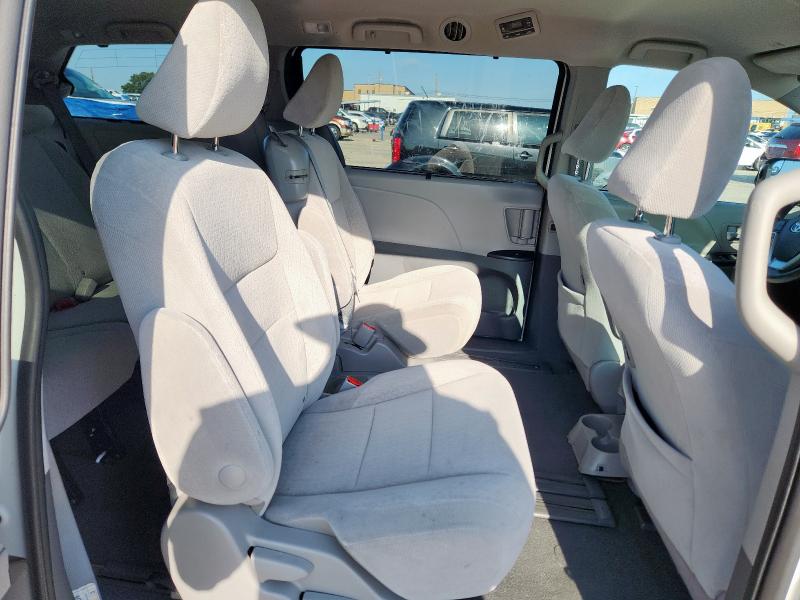 5TDKZ3DC1LS071083 - 2020 TOYOTA SIENNA LE 白色 照片 11