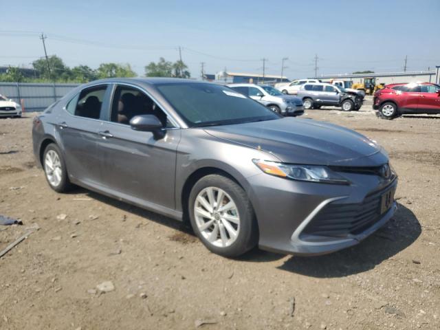 4T1C11BK0PU083345 - 2023 TOYOTA CAMRY LE GRAY photo 4