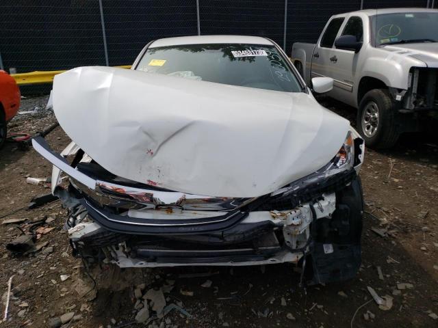 1HGCR2F55HA290034 - 2017 HONDA ACCORD SPORT WHITE photo 5