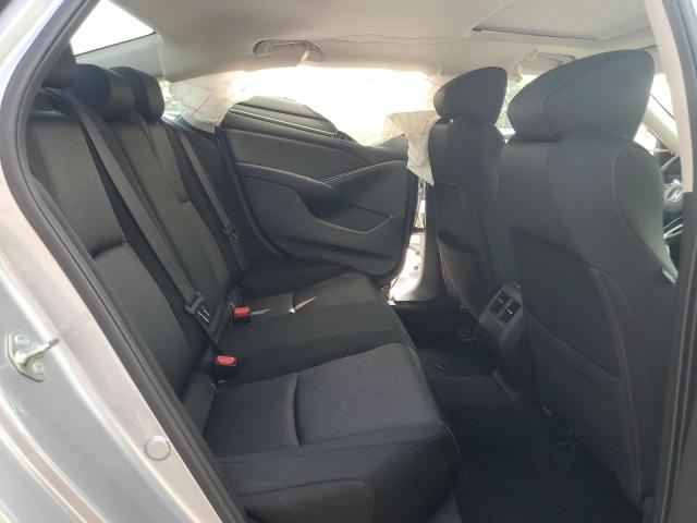 1HGCV1F45JA013483 - 2018 HONDA ACCORD EX ვერცხლისფერი ფოტო 10