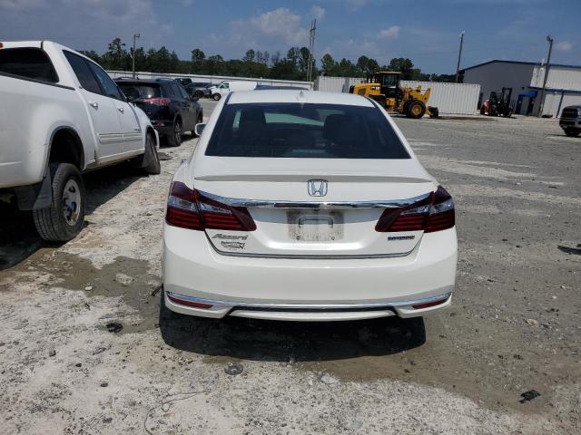 JHMCR6F39HC005195 - 2017 HONDA ACCORD HYBRID WHITE photo 6