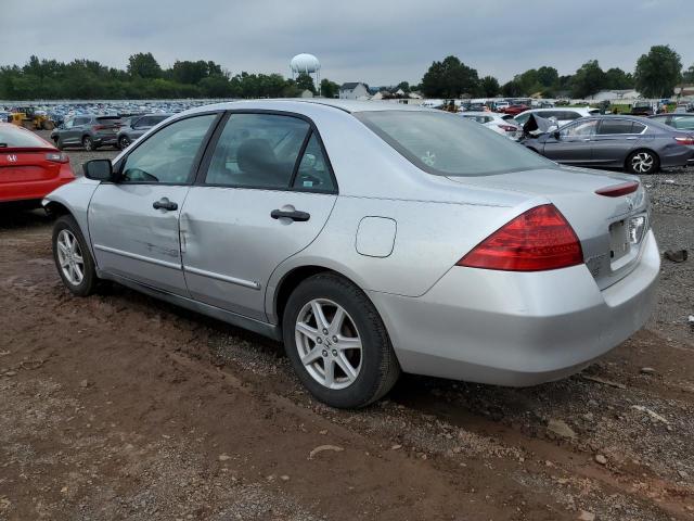 1HGCM56127A047437 - 2007 HONDA ACCORD VALUE SILVER photo 2