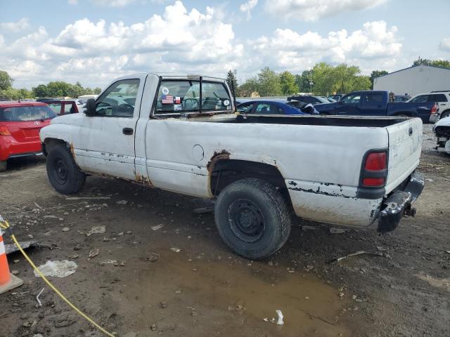 3B7KC26Z5WM272132 - 1998 DODGE RAM 2500 WHITE photo 2