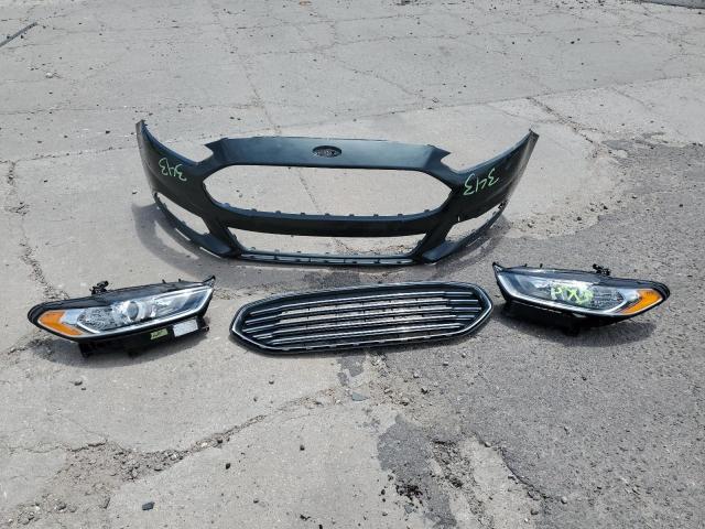 3FA6P0HD7FR127811 - 2015 FORD FUSION SE BLACK photo 12