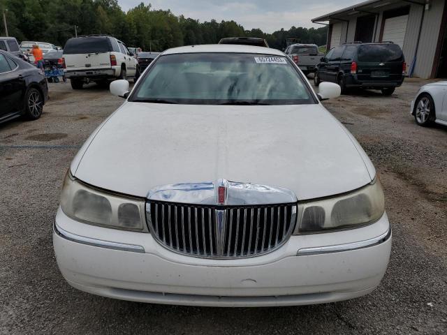 1LNHM81W0YY938775 - 2000 LINCOLN TOWN CAR EXECUTIVE WHITE photo 5