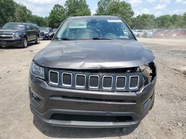 3C4NJDBBXMT516139 - 2021 JEEP COMPASS LATITUDE GRAY photo 5
