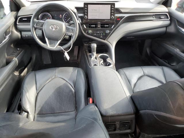 4T1F11AK1MU593892 - 2021 TOYOTA CAMRY XLE 红色 照片 8