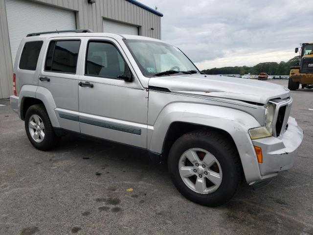 1J4PN2GKXAW116785 - 2010 JEEP LIBERTY SPORT SILVER photo 4