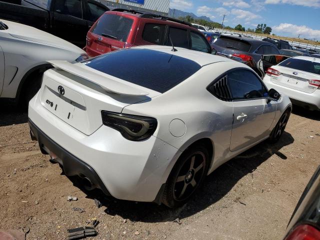 JF1ZNAA17D1703767 - 2013 TOYOTA SCION FR-S 白色 照片 3