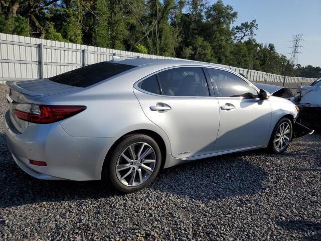 JTHBW1GGXH2157002 - 2017 LEXUS ES 300H SILVER photo 3