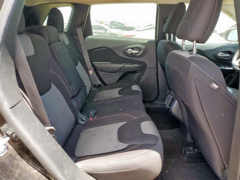 1C4PJLAB3FW694931 - 2015 JEEP CHEROKEE SPORT შავი ფოტო 11