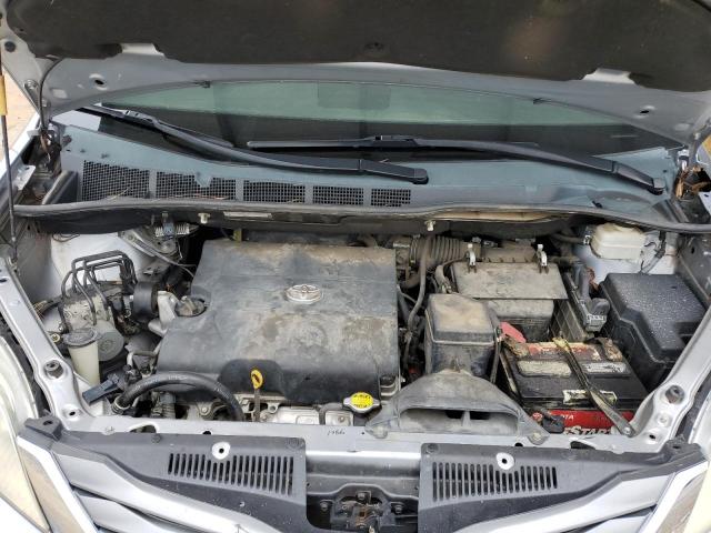 5TDYK3DC6CS191654 - 2012 TOYOTA SIENNA XLE GRAY photo 11