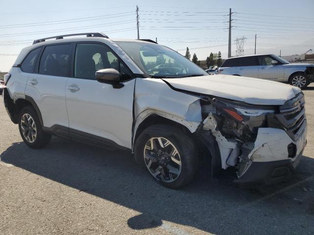 JF2SLDBC2SH445442 - 2025 SUBARU FORESTER PREMIUM თეთრი ფოტო 4