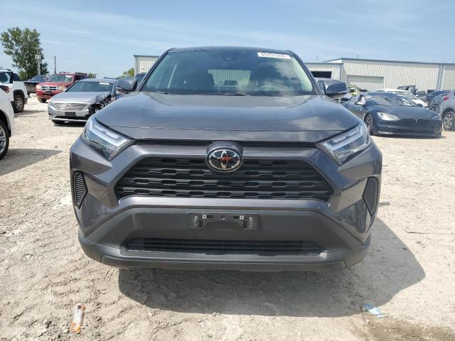 2T3G1RFV4RC457309 - 2024 TOYOTA RAV4 LE CHARCOAL photo 5