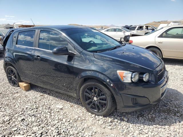 1G1JC6SBXD4138827 - 2013 CHEVROLET SONIC LT 黑色 照片 4