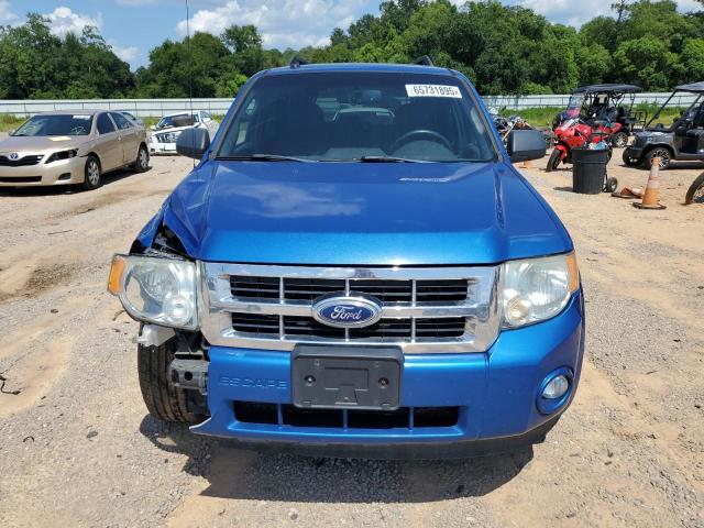 1FMCU9D74BKB67011 - 2011 FORD ESCAPE XLT ლურჯი ფოტო 5
