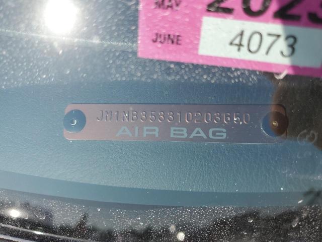 JM1NB353310203650 - 2001 MAZDA MX-5 MIATA BASE SILVER photo 12