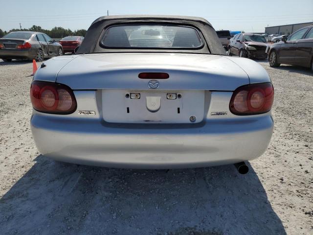 JM1NB353310203650 - 2001 MAZDA MX-5 MIATA BASE SILVER photo 6