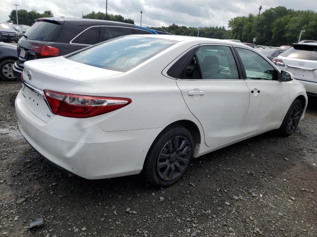 4T1BF1FK4GU161522 - 2016 TOYOTA CAMRY LE WHITE photo 3