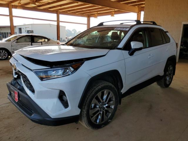 2T3C1RFV8KW047339 - 2019 TOYOTA RAV4 XLE PREMIUM WHITE photo 2