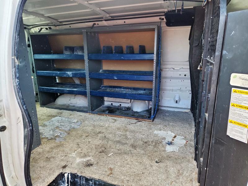 1FTNE1EW2CDA97029 - 2012 FORD ECONOLINE E150 VAN WHITE photo 11