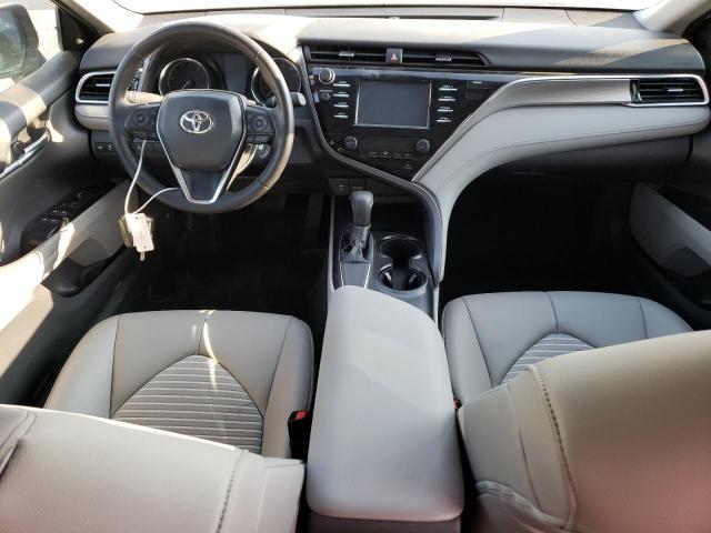 4T1B11HKXJU619065 - 2018 TOYOTA CAMRY L SILVER photo 8