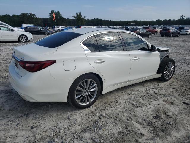 JN1EV7AR6JM611919 - 2018 INFINITI Q50 LUXE WHITE photo 3