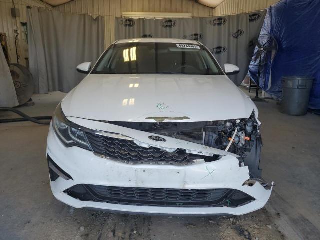 5XXGT4L34KG288206 - 2019 KIA OPTIMA LX WHITE photo 5