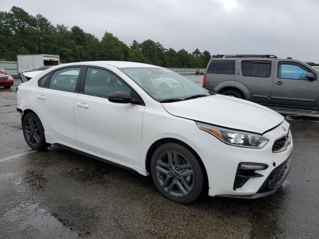 3KPF34AD5ME392268 - 2021 KIA FORTE GT LINE WHITE photo 4