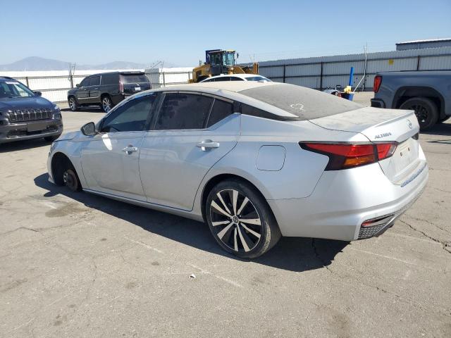 1N4BL4CV5NN400666 - 2022 NISSAN ALTIMA SR SILVER photo 2