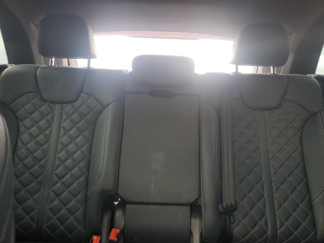 WA1C4AFY8J2034403 - 2018 AUDI SQ5 PRESTIGE წითელი ფოტო 10