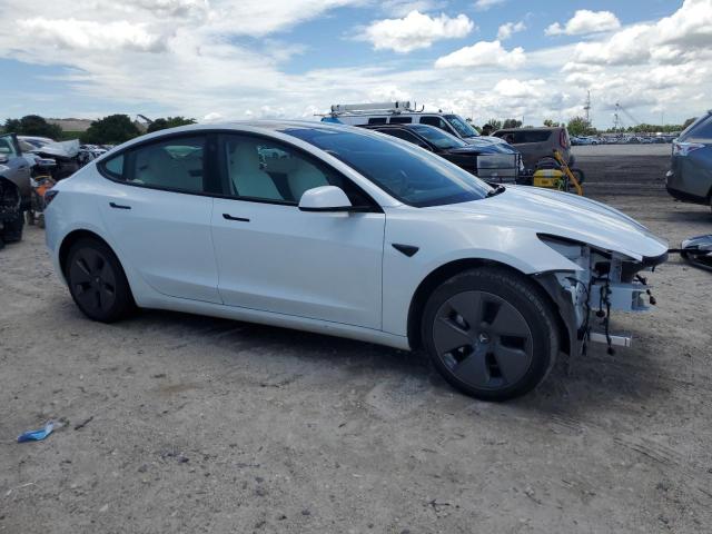 5YJ3E1EA1PF462553 - 2023 TESLA MODEL 3 თეთრი ფოტო 4