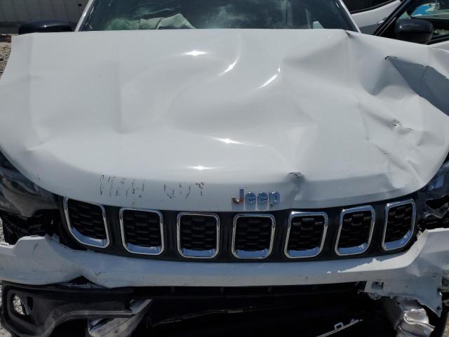 3C4NJDBN9ST514843 - 2025 JEEP COMPASS LATITUDE თეთრი ფოტო 12
