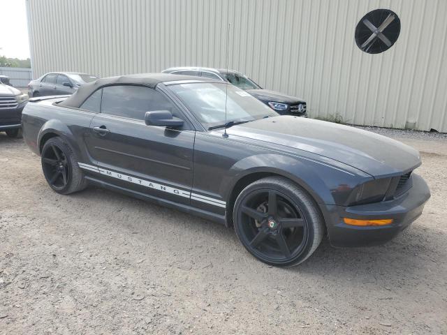 1ZVFT84NX75333662 - 2007 FORD MUSTANG BLACK photo 4