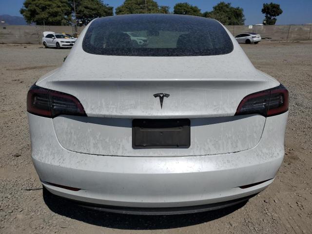 5YJ3E1EA2PF418660 - 2023 TESLA MODEL 3 Biały zdjęcie 6