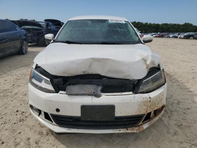 3VWDZ7AJ8BM360377 - 2011 VOLKSWAGEN JETTA SE WHITE photo 5